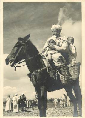 CPSM / PHOTO LE MAROC ARTISTIQUE / Ed. ART MAROC "En Rte pour le Souk"