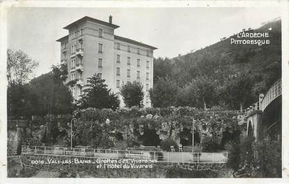 CPSM FRANCE 07 " Vals les Bains, grottes des Vivaraises, hôtel "