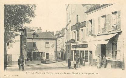 CPA FRANCE 75018 "Paris, La Place du tertre, coin de la rue Norvins à Montmartre"