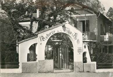 CPSM FRANCE 84 "La Motte d'Aigues, Auberge de la Cigale"