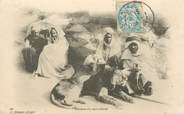 Algerie CPA SCENES ET TYPES / GEISER "Lionne du Marabout"