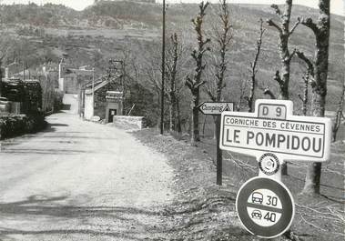 / CPSM FRANCE 48 "Le Pompidou, entrée du village"
