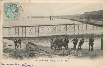 CPA FRANCE 29 "Audierne, vue générale de la digue"