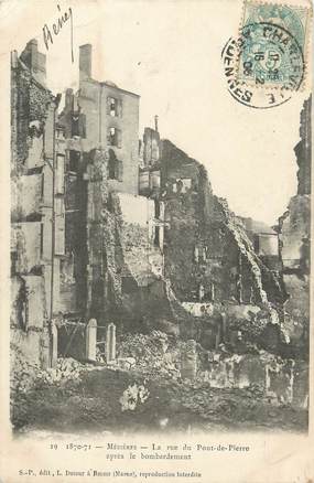 CPA FRANCE 08 "Mézières, la rue du Pont de Pierre après le bombardement'