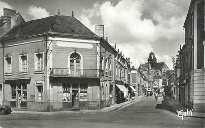 / CPSM FRANCE 53 "Evron, rue de la Fontaine et l'église"