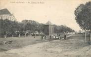 53 Mayenne / CPA FRANCE 53 "Cossé le Vivien, le champ de foire"