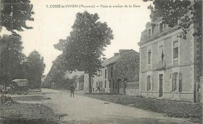 / CPA FRANCE 53 "Cossé le Vivien, place et avenue de la gare "