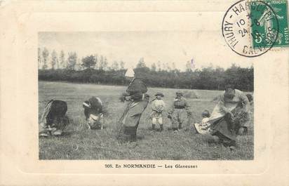 / CPA FRANCE 14 "En Normandie, les glaneuses"