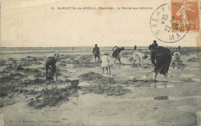 / CPA FRANCE 50 "Saint Martin de Bréhal, la pêche aux Lançons"