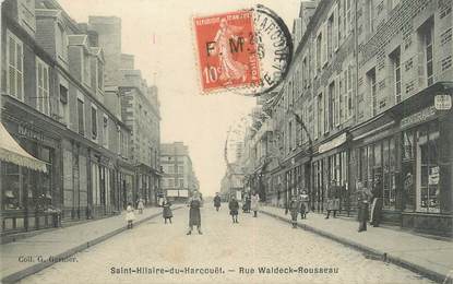 / CPA FRANCE 50 "Saint Hilaire Du Harcouet, rue Waldeck Rousseau"