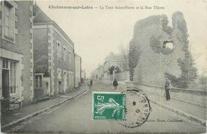 / CPA FRANCE 49 "Chalonnes sur Loir, la tour Saint Pierre et rue Thiers"