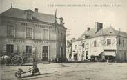 49 Maine Et Loire / CPA FRANCE 49 "Le Louroux Beconnais, place de l'église"