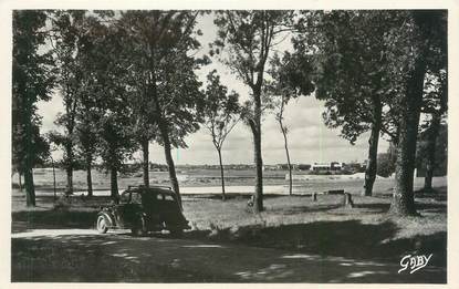 / CARTE PHOTO FRANCE 56 "Port Louis, les Patis"