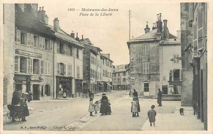 / CPA FRANCE 39 "Moirans du Jura, place de la liberté"