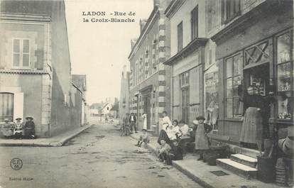 / CPA FRANCE 45 "Ladon, rue de la Croix Blanche"