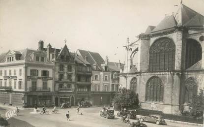 / CPSM FRANCE 45 "Montargis, place Mirabeau"