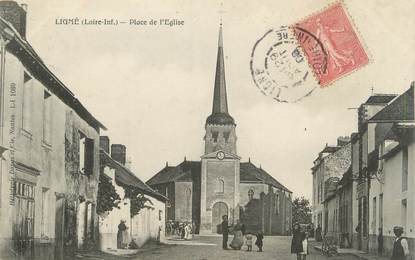 / CPA FRANCE 44 "Ligné, place de l'église"