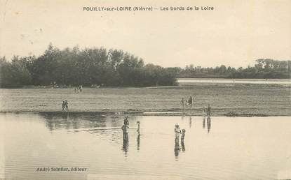 / CPA FRANCE 58 "Pouilly sur Loire, les bords de la Loire"