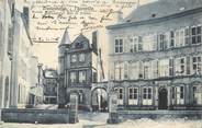 57 Moselle / CPA FRANCE 57 "Thionville, cour du château"