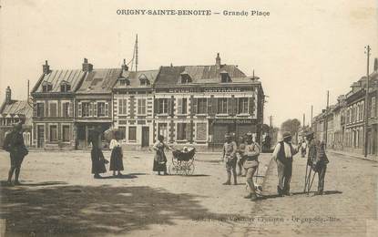 / CPA FRANCE 02 "Origny Sainte Benoite, grande place"