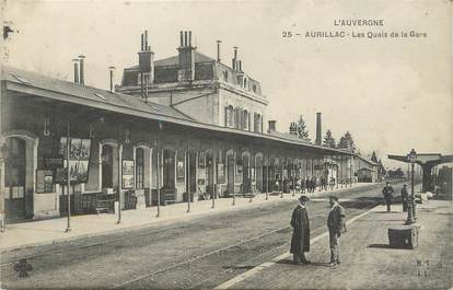 / CPA FRANCE 15 "Aurillac, les quais de la gare"