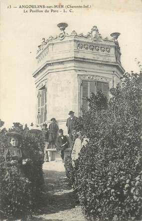 / CPA FRANCE 17 "Angoulins sur Mer, le pavillon du parc"