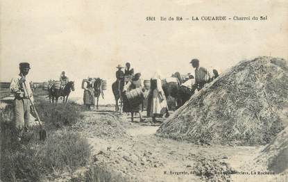 / CPA FRANCE 17 "Ile de Ré, la Couarde, charroi du sel"