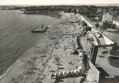 / CPSM FRANCE 17 "Fouras, plage Ouest à marée basse"