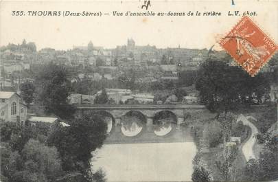 / CPA FRANCE 79 "Thouars, vue d'ensemble au dessus de la rivière"