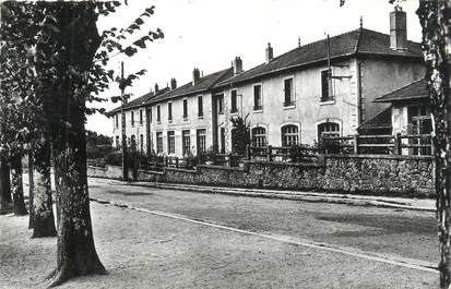 CPSM FRANCE 87 " Saint Mathieu, école "