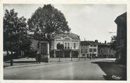 01 Ain CPSM FRANCE 01 " Pont de Veyle, place Bellecour "