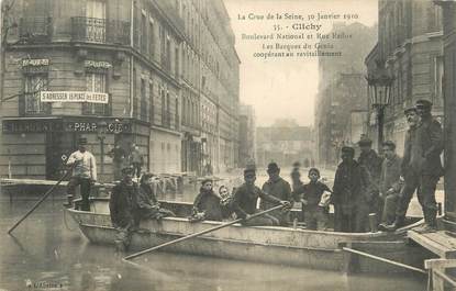 CPA FRANCE 92 " Clichy, rue Reflux, la barque du Genie coopérant au ravitaillement "