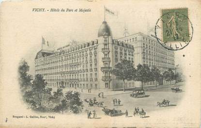 / CPA FRANCE 03 "Vichy, hôtel du Parc et Majestic"