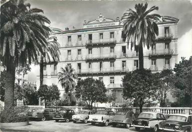 / CPSM FRANCE 06 "Menton, hôtel des Ambassadeurs" / AUTOMOBILE