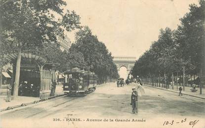 CPA FRANCE 75017 "Paris, avenue de la Grande Armée"