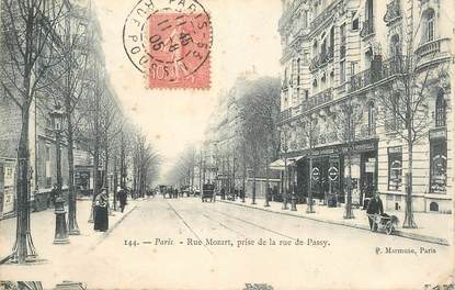 CPA FRANCE 75016 "Rue Mozart prise de la rue de Passy"