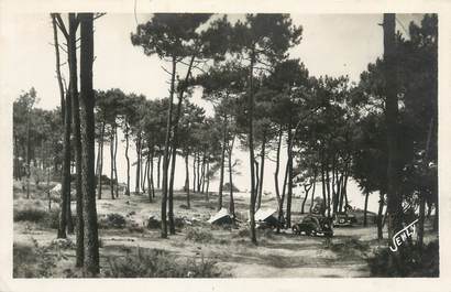 / CPSM FRANCE 44 "Saint Brevin Les Pins, campeurs en forêt du Pointeau" / CAMPING