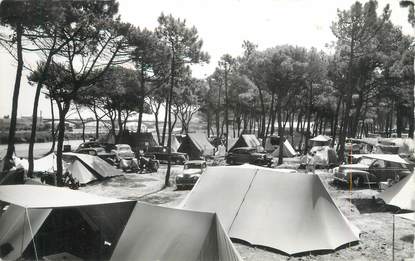 / CPSM FRANCE 83 "Saint Aygulf, intérieur du camping"