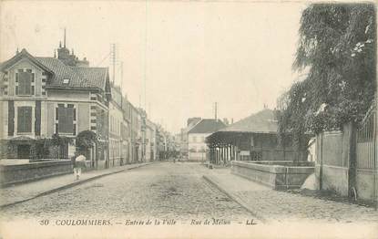 CPA FRANCE 77 "Coulommiers, rue de Melun"