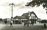 77 Seine Et Marne CPSM FRANCE 77 "Vaires sur Marne, la gare"