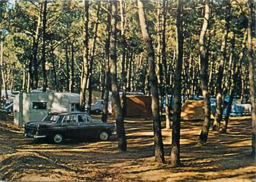 CPSM FRANCE 85 "Jard sur Mer, camping de la pomme de Pin" / AUTOMOBILE