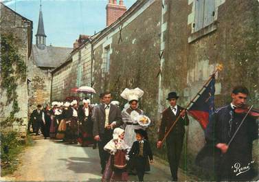 / CPSM FRANCE 49 "L'Anjou, mariage à Béhuard" / FOLKLORE