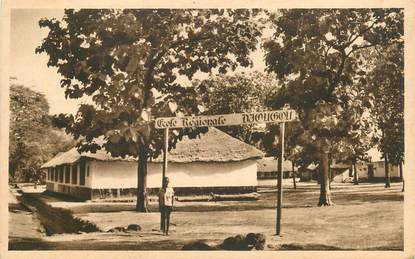 CPA BÉNIN "Djougou, Ecole régionale"/ N° 42