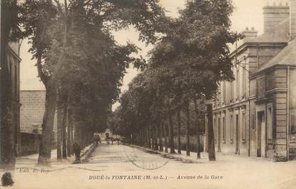 / CPA FRANCE 49 "Doué La Fontaine, avenue de la gare "