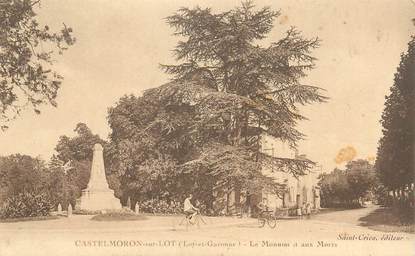 CPA FRANCE 47 "Castelmoron, le monument aux morts"