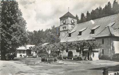 CPSM FRANCE 74 "Samoëns, la place et l'église"