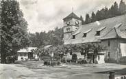 74 Haute Savoie CPSM FRANCE 74 "Samoëns, la place et l'église"