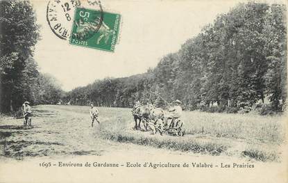 / CPA FRANCE 13 "Environs de Gardanne, école d'agriculture de Valabre, les prairies"