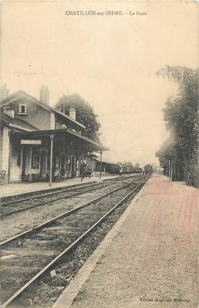 CPA FRANCE 36 "Chatillon sur Indre, la gare"