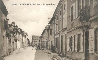 CPA FRANCE 71 "Cuiseaux, la grande rue"